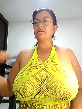 Snapshot of CelesteAlvarez1989 chatting on 10, 5, 2026 CelesteAlvarez1989 online show from 10, 5, 2026