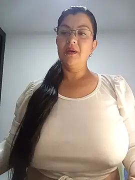 Snapshot of CelesteAlvarez1989 chatting on 2, 6, 2026 CelesteAlvarez1989 online show from 2, 6, 2026