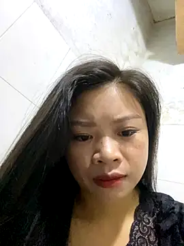 sara-xx online show from 15, 11, 2025