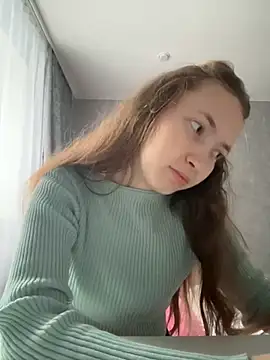 Holy Poly online show from 28, 11, 2025