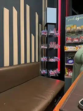 Snapshot of BelleRune chatting on 5, 4, 2026 BelleRune online show from 5, 4, 2026