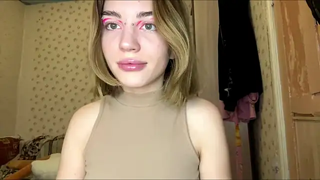 MelaineAytes online show from 18, 11, 2025