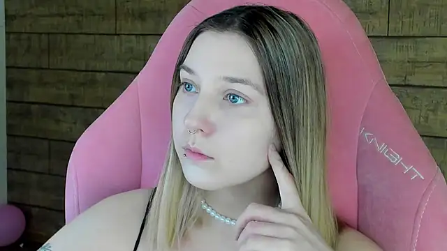 TinnaBurton online show from 6, 4, 2026