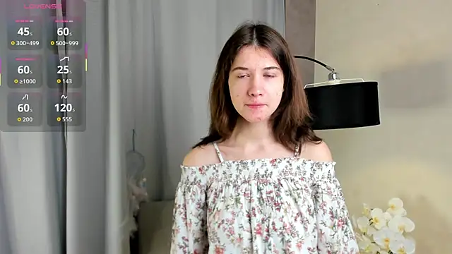 Snapshot of MarilynMun chatting on 23, 12, 2025 MarilynMun online show from 23, 12, 2025