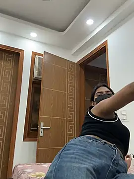 sexyayeshadesi online show from 23, 3, 2026