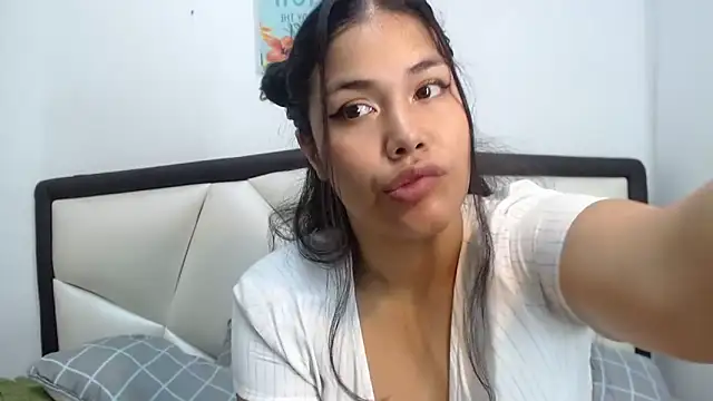 Snapshot of Channel_Mills chatting on 16, 4, 2026 Channel Mills online show from 16, 4, 2026