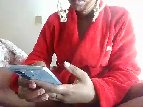 Snapshot of Naughtybadgal chatting on 17, 5, 2026 Naughtybadgal online show from 17, 5, 2026