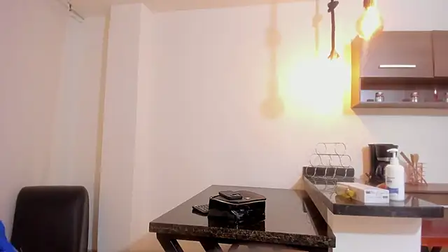 Emily Frostt online show from 2, 12, 2025