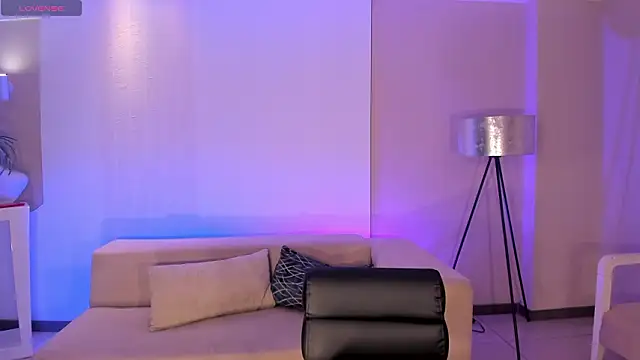 HaileyRoss  online show from 3, 3, 2026