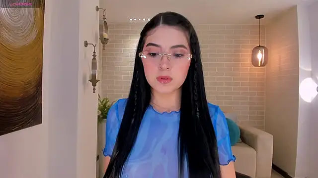 Snapshot of HaileyRoss_ chatting on 24, 4, 2026 HaileyRoss online show from 24, 4, 2026