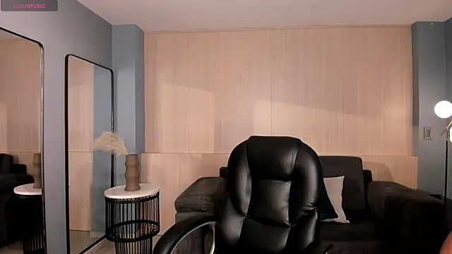 Snapshot of SophieLanne chatting on 20, 3, 2026 SophieLanne online show from 20, 3, 2026