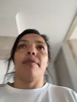 LaraDanverss online show from 4, 4, 2026