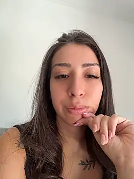 Snapshot of Lina_soler69 chatting on 9, 6, 2026 Lina soler69 online show from 9, 6, 2026