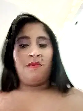 CarolinaNavas33 online show from 18, 12, 2025