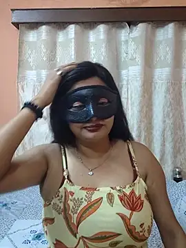 Cute-richa1 online show from 13, 4, 2026