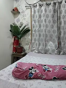 Cute-richa1 online show from 18, 4, 2026