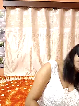 Snapshot of Cute-richa1 chatting on 9, 5, 2026 Cute-richa1 online show from 9, 5, 2026