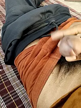 Snapshot of DesiAnita3693 chatting on 23, 11, 2025 DesiAnita3693 online show from 23, 11, 2025