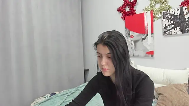 Lovely Audrey online show from 21, 12, 2025