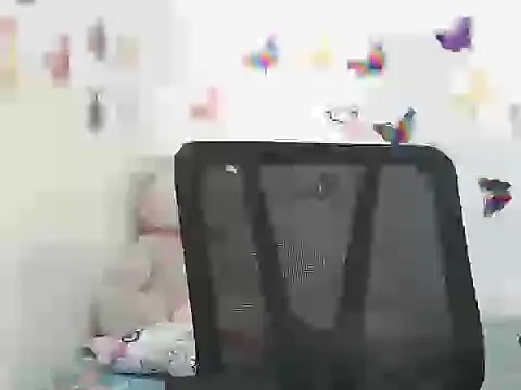 Snapshot of dulce_sophii chatting on 6, 1, 2026 dulce sophii online show from 6, 1, 2026