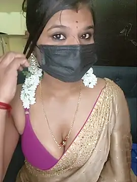 Snapshot of Premalatha_28 chatting on 4, 7, 2026 Premalatha 28 online show from 4, 7, 2026