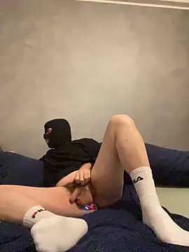 PlayWithMe95 online show from 2, 12, 2025