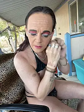 tsashelayamylynzy online show from 15, 4, 2026