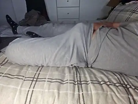 Cheekoy06 online show from 25, 11, 2025