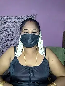 Snapshot of Tamil_devagi chatting on 28, 4, 2026 Tamil devagi online show from 28, 4, 2026