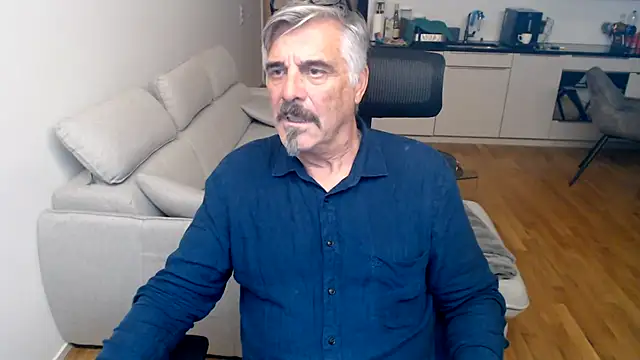 Buidapest online show from 4, 2, 2026