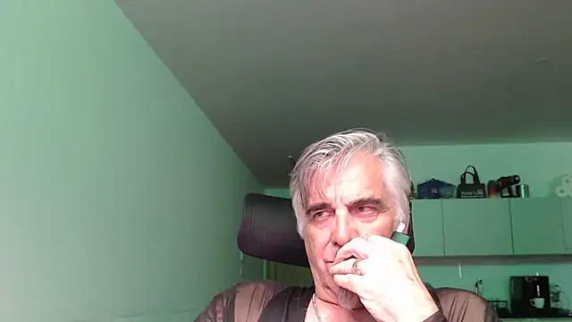 Snapshot of Buidapest chatting on 17, 5, 2026 Buidapest online show from 17, 5, 2026