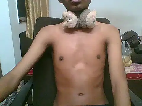 Snapshot of akshr1099 chatting on 1, 12, 2025 akshr1099 online show from 1, 12, 2025