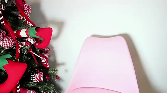 latinbitch online show from 17, 12, 2025