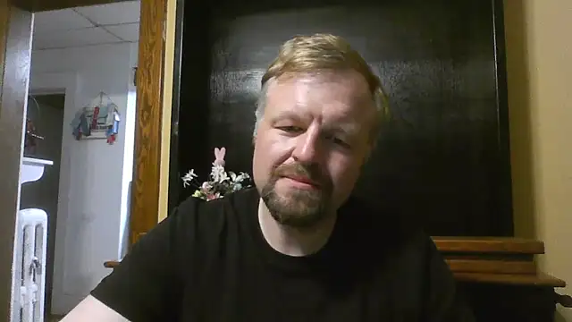Snapshot of TheOneDonShaun chatting on 9, 4, 2026 TheOneDonShaun online show from 9, 4, 2026