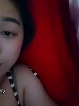 Snapshot of Baa-bee22 chatting on 15, 7, 2026 Baa-bee22 online show from 15, 7, 2026