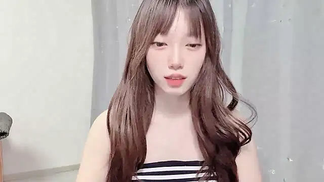 Snapshot of yuyayayu chatting on 28, 11, 2025 yuyayayu online show from 28, 11, 2025