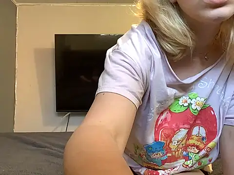 chaton blanche online show from 27, 4, 2026