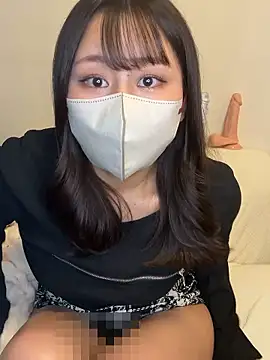 Snapshot of Mizuki_00122 chatting on 17, 11, 2025 Mizuki 00122 online show from 17, 11, 2025