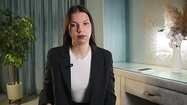 Snapshot of WendyArand chatting on 18, 11, 2025 WendyArand online show from 18, 11, 2025