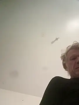 Snapshot of Hardwarelane67 chatting on 15, 5, 2026 Hardwarelane67 online show from 15, 5, 2026