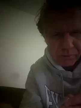 Snapshot of Hardwarelane67 chatting on 18, 5, 2026 Hardwarelane67 online show from 18, 5, 2026