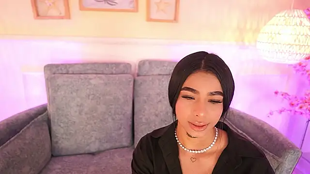 Snapshot of MeganLowell chatting on 2, 2, 2026 MeganLowell online show from 2, 2, 2026