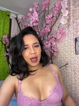 Esmerald 1111 online show from 9, 4, 2026