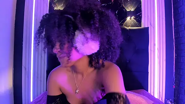 Snapshot of Serena_Fey chatting on 9, 1, 2026 Serena Fey online show from 9, 1, 2026