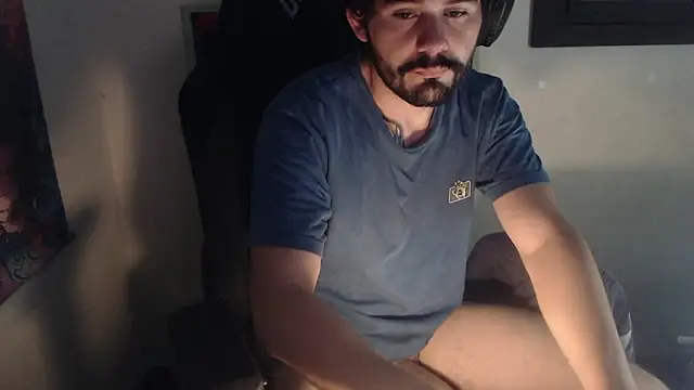 Snapshot of LuciferSantoryu chatting on 8, 3, 2026 LuciferSantoryu online show from 8, 3, 2026