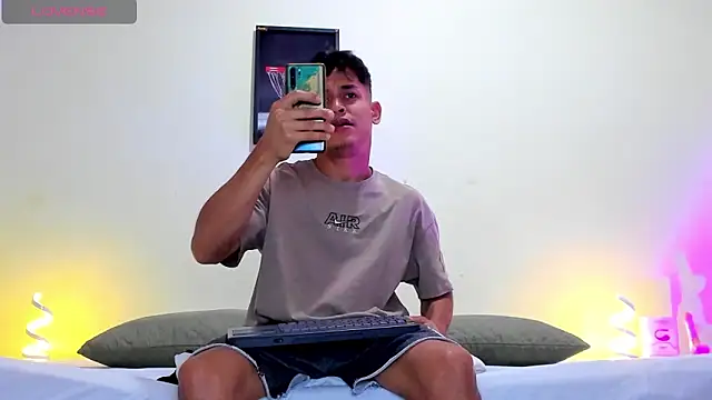 blorelopez online show from 23, 4, 2026