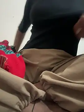 Snapshot of kabitaKumari1 chatting on 16, 12, 2025 kabitaKumari1 online show from 16, 12, 2025