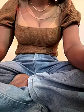 Snapshot of kabitaKumari1 chatting on 17, 12, 2025 kabitaKumari1 online show from 17, 12, 2025