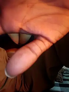 Snapshot of Only_Lali chatting on 5, 12, 2025 Only Lali online show from 5, 12, 2025