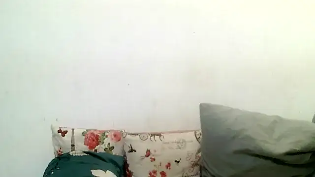 Snapshot of BrunetteNaomi8 chatting on 15, 5, 2026 BrunetteNaomi8 online show from 15, 5, 2026
